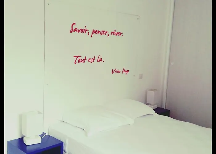 Isola 호텔 3*