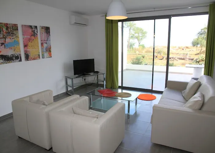 Isola Hotel Borgo (Corsica)